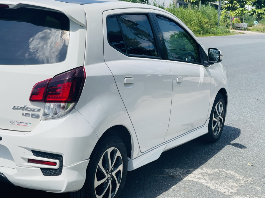 &#128278; Toyota wigo 2018 AT giá 295 triệu