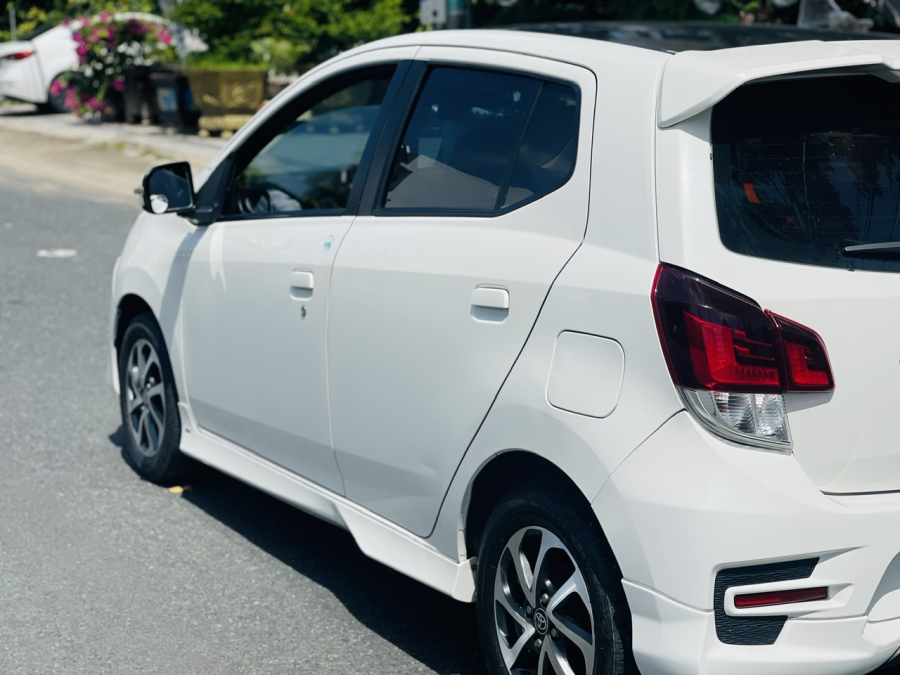 &#128278; Toyota wigo 2018 AT giá 295 triệu