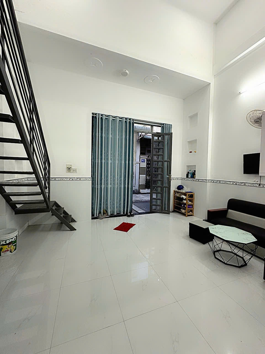 Nhà trệt lửng Trục chính KDC Sơn Thủy đường Nguyễn Văn Linh