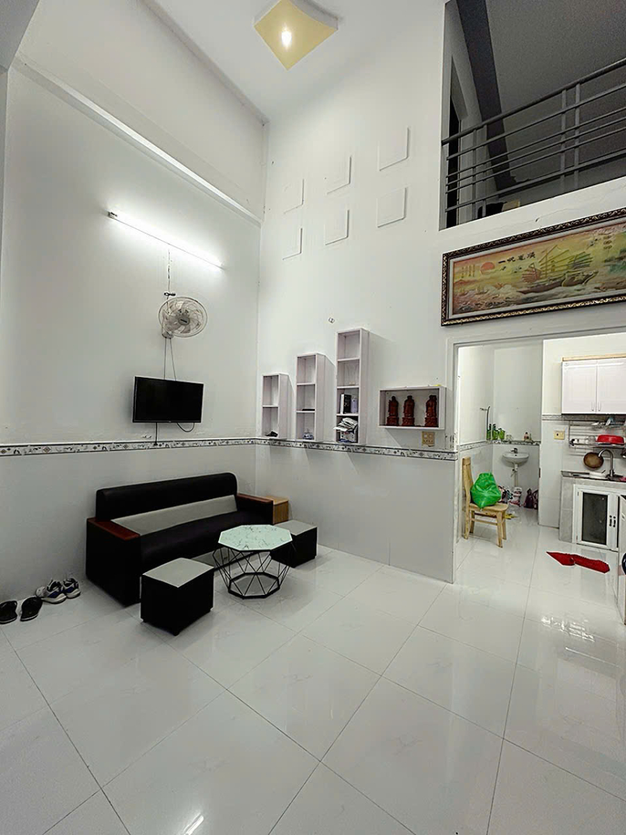 Nhà trệt lửng Trục chính KDC Sơn Thủy đường Nguyễn Văn Linh