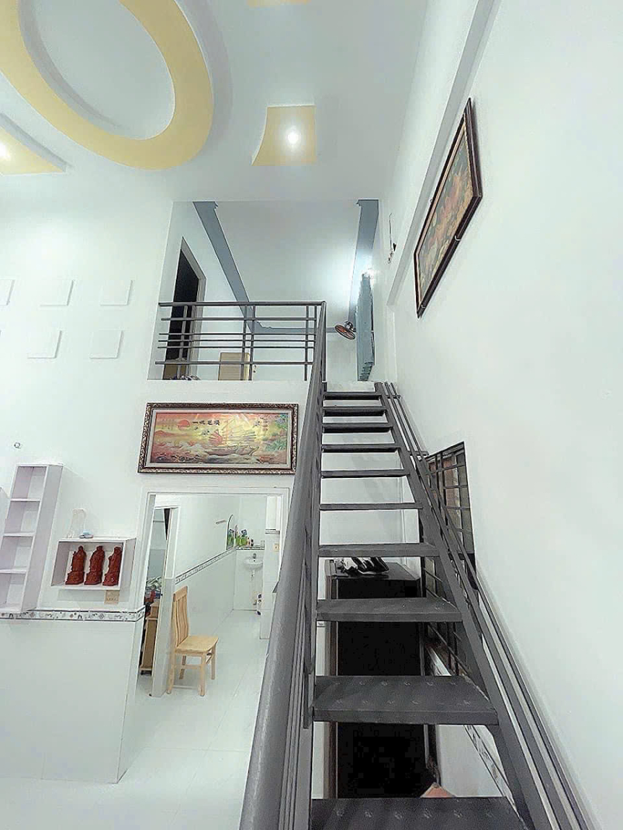 Nhà trệt lửng Trục chính KDC Sơn Thủy đường Nguyễn Văn Linh