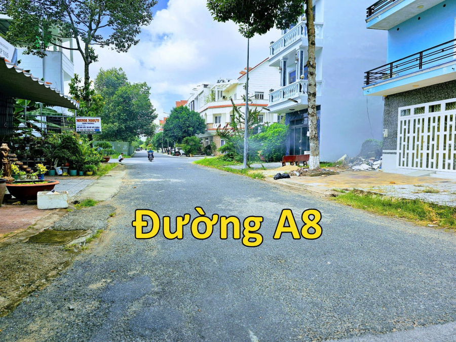 Nền góc A8 - B2 KDC Hưng Phú