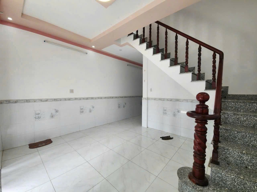 Nhà hẻm 583 đường 30 tháng 4 