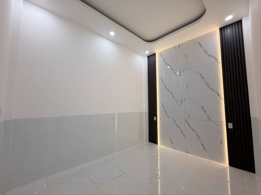 Nhà trệt lầu hẻm 91 Nguyễn Đệ