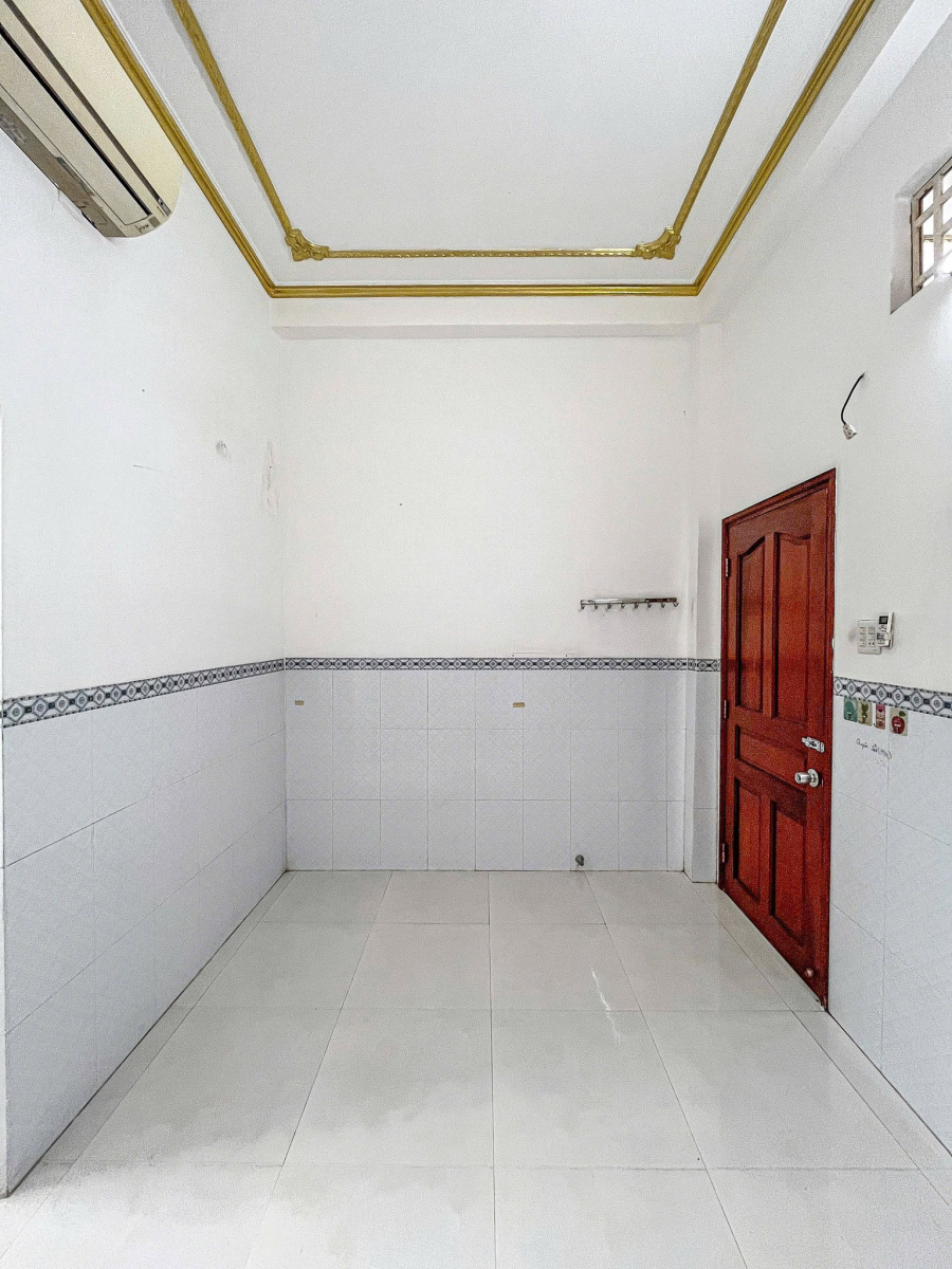 Nhà Mặt Tiền Đường Tầm Vu Lớn